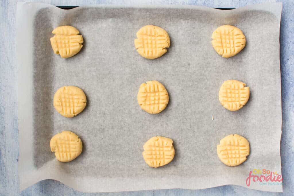 baking butter cookies