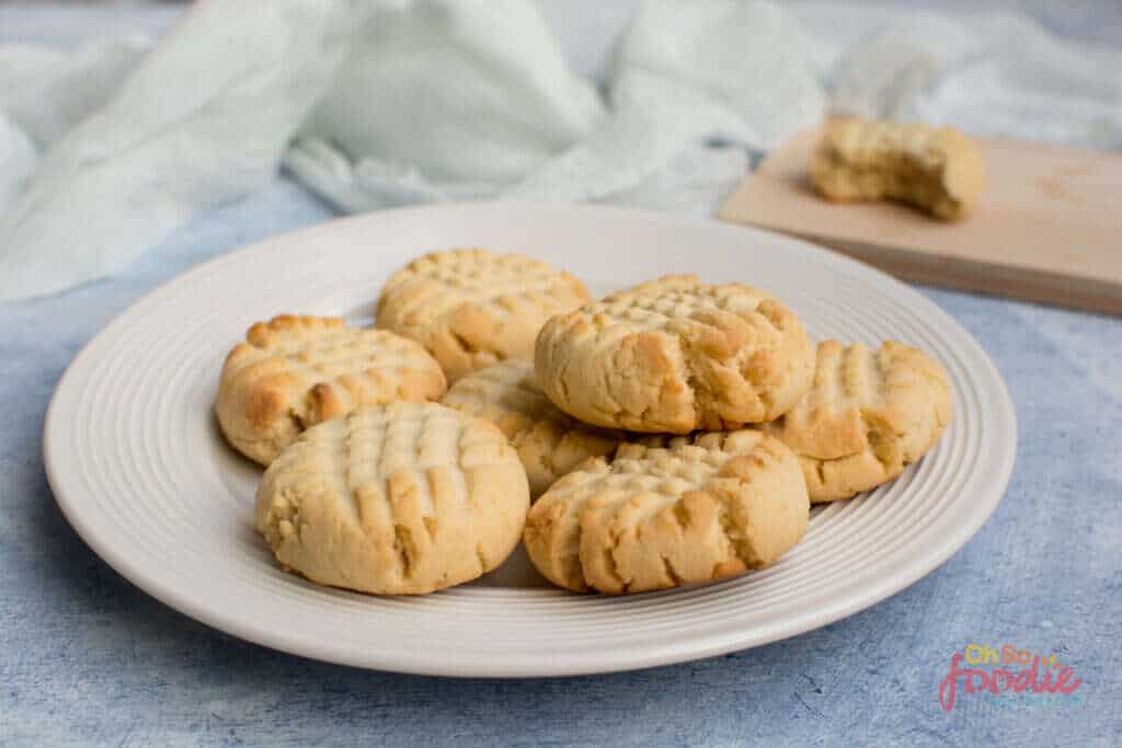 Keto Butter Cookies (Just 4 Ingredients!) Oh So Foodie