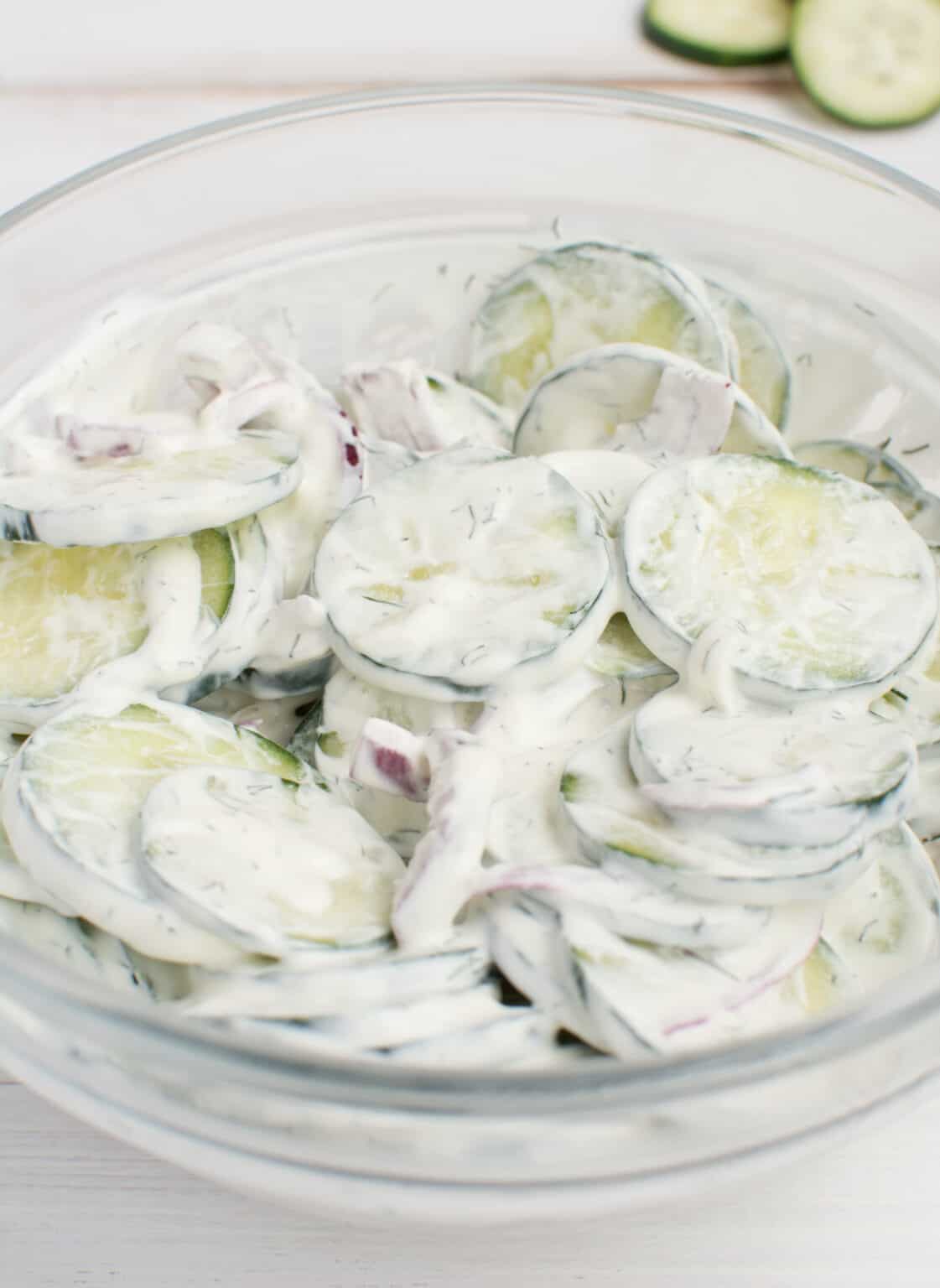 Keto Cucumber Salad With Sour Cream Just 6 Ingredients Oh So Foodie 8336