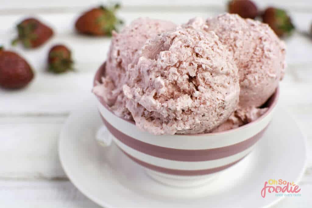 keto strawberry ice cream