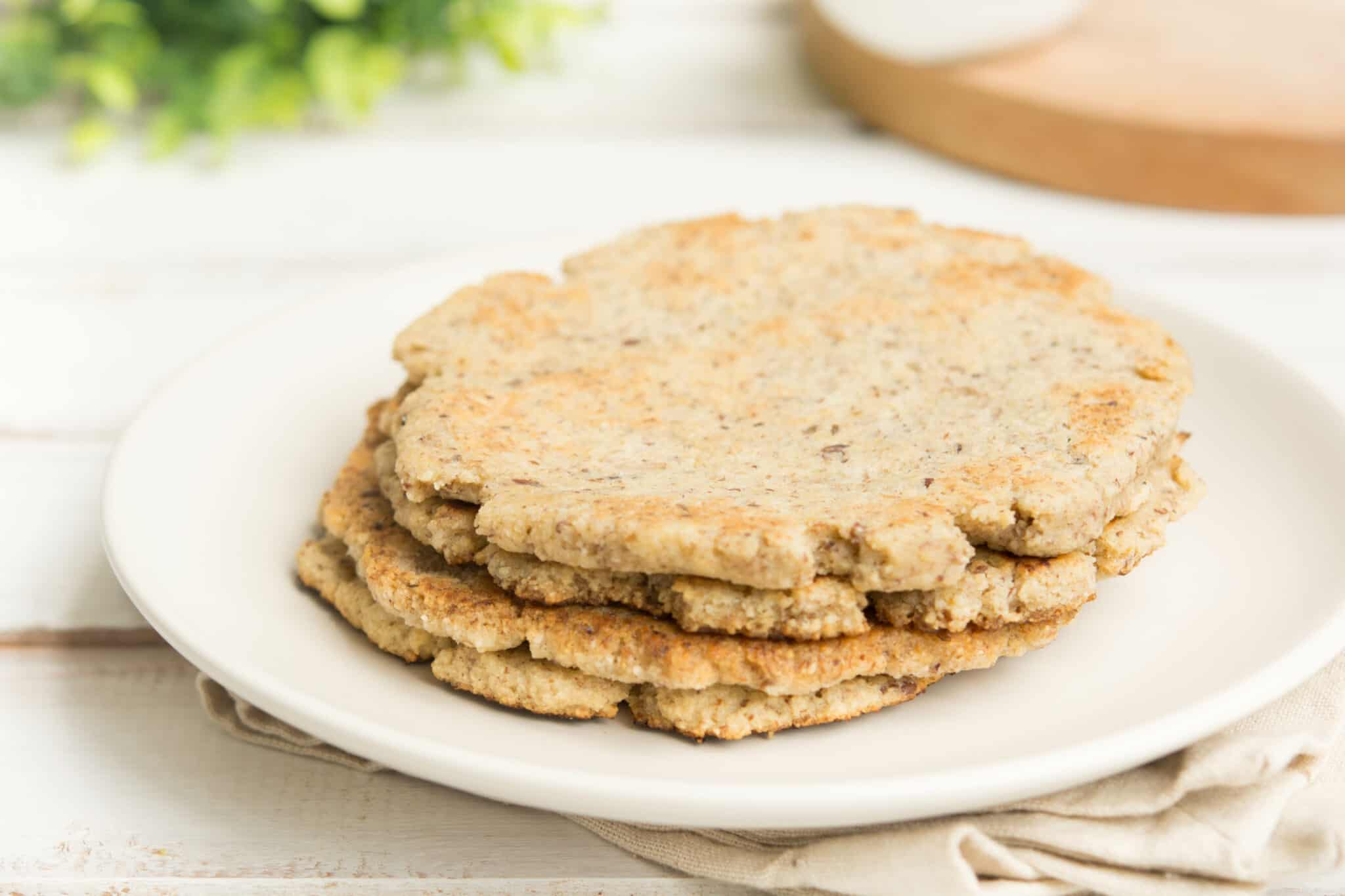 garlic-pita-bread-recipe-bonappeteach