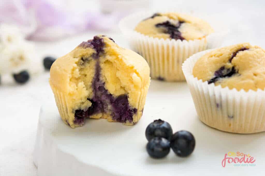 keto blueberry muffins with sour cream