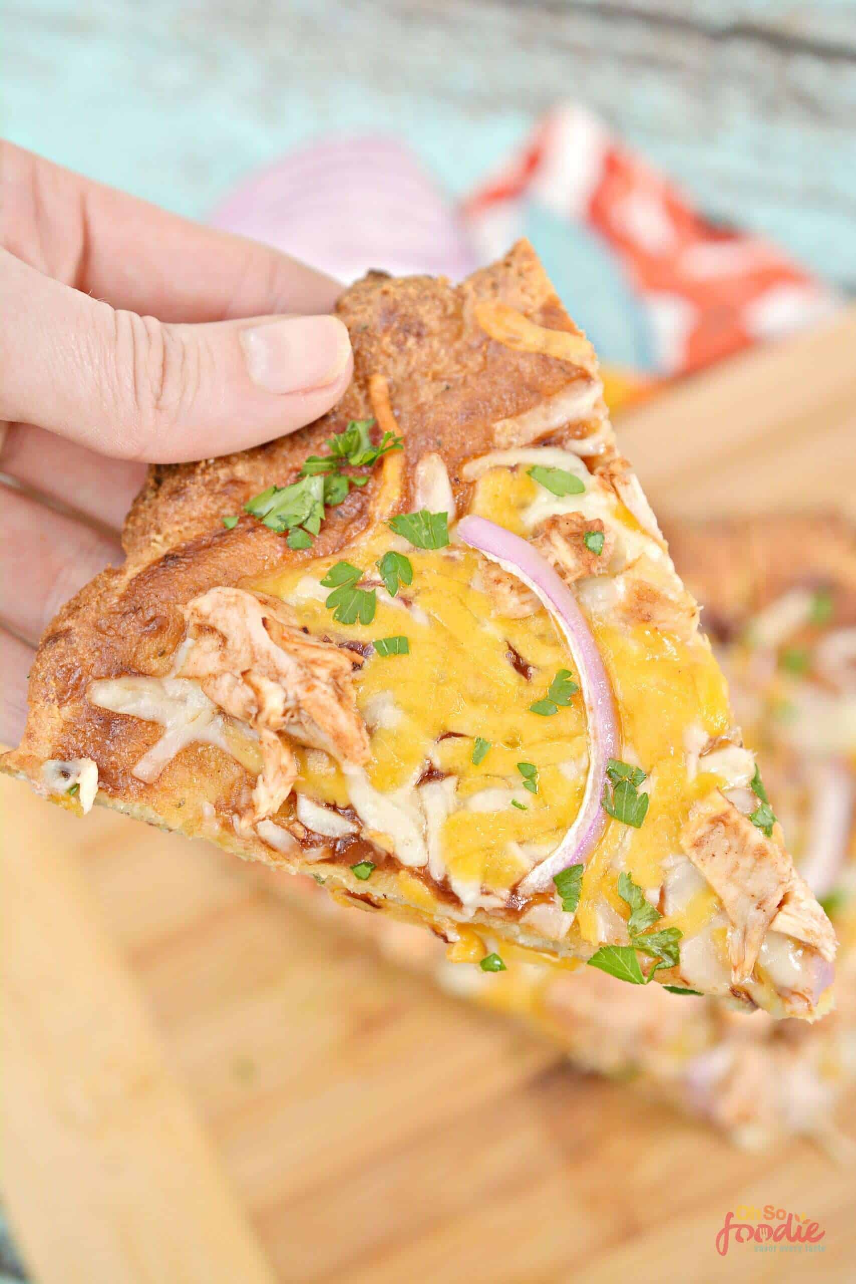 KETO BBQ CHICKEN PIZZA