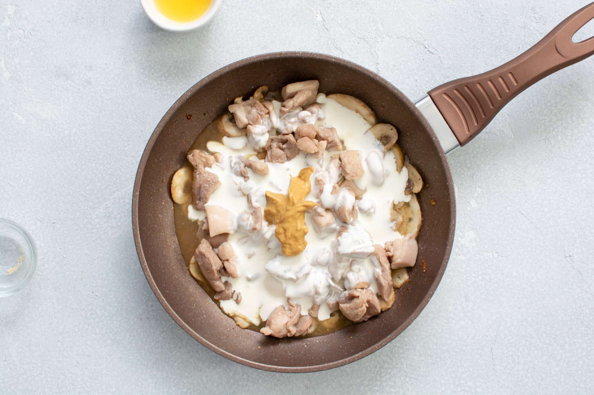 Keto Chicken Stroganoff - Oh So Foodie