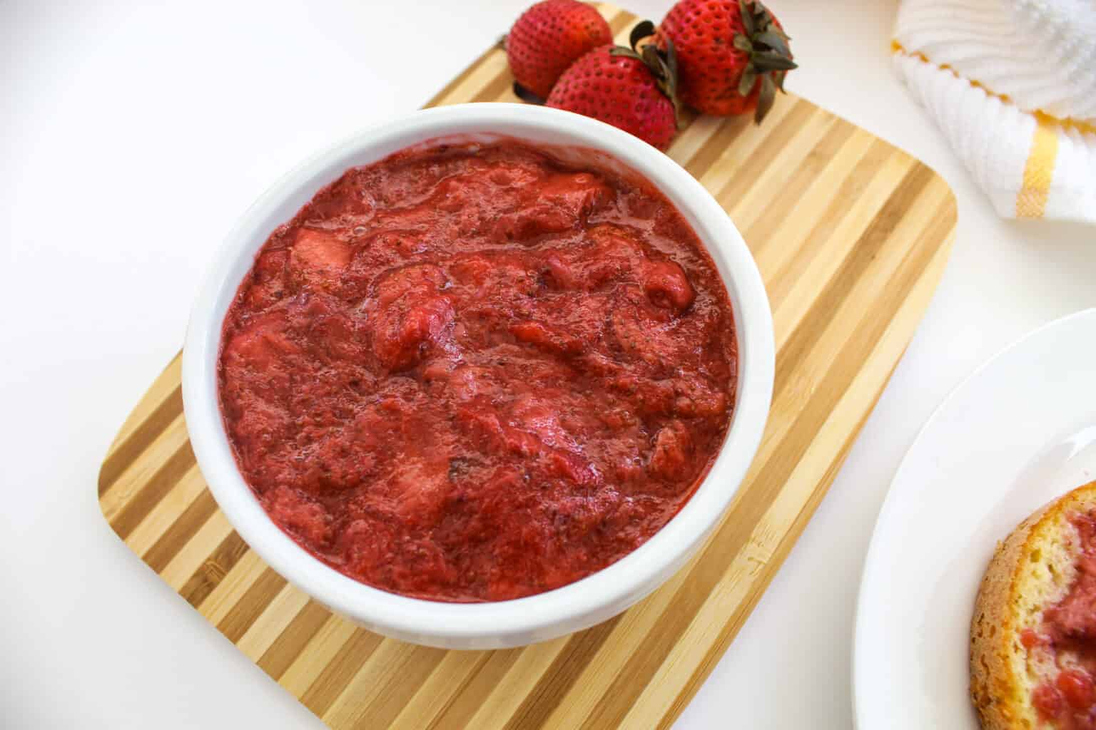 Keto Strawberry Jam Small Batch Recipe Oh So Foodie