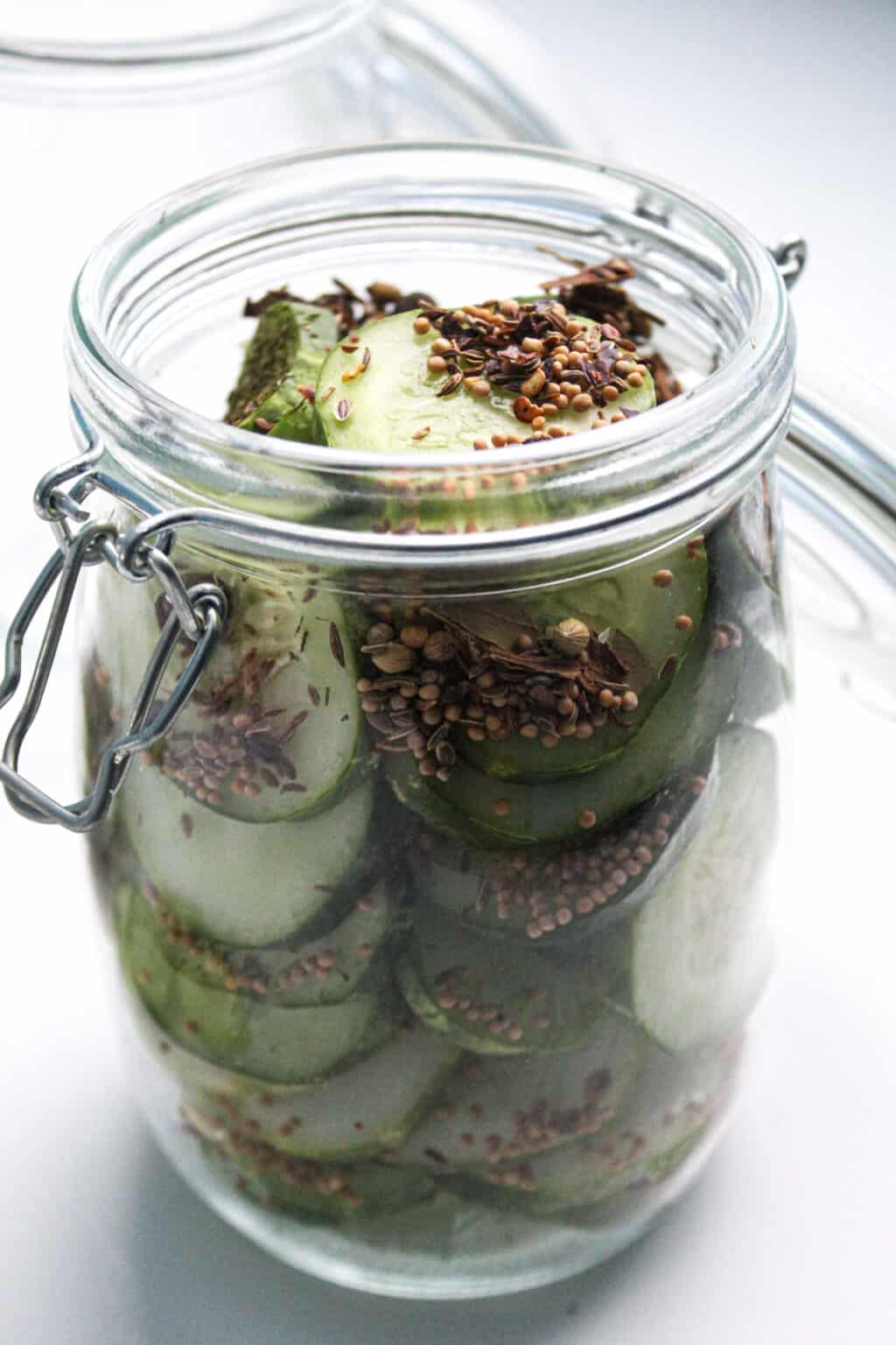 Dill Pickles With Pickling Spice Oh So Foodie