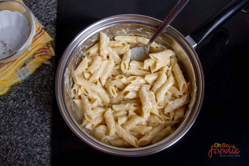 add pasta to pasta sauce