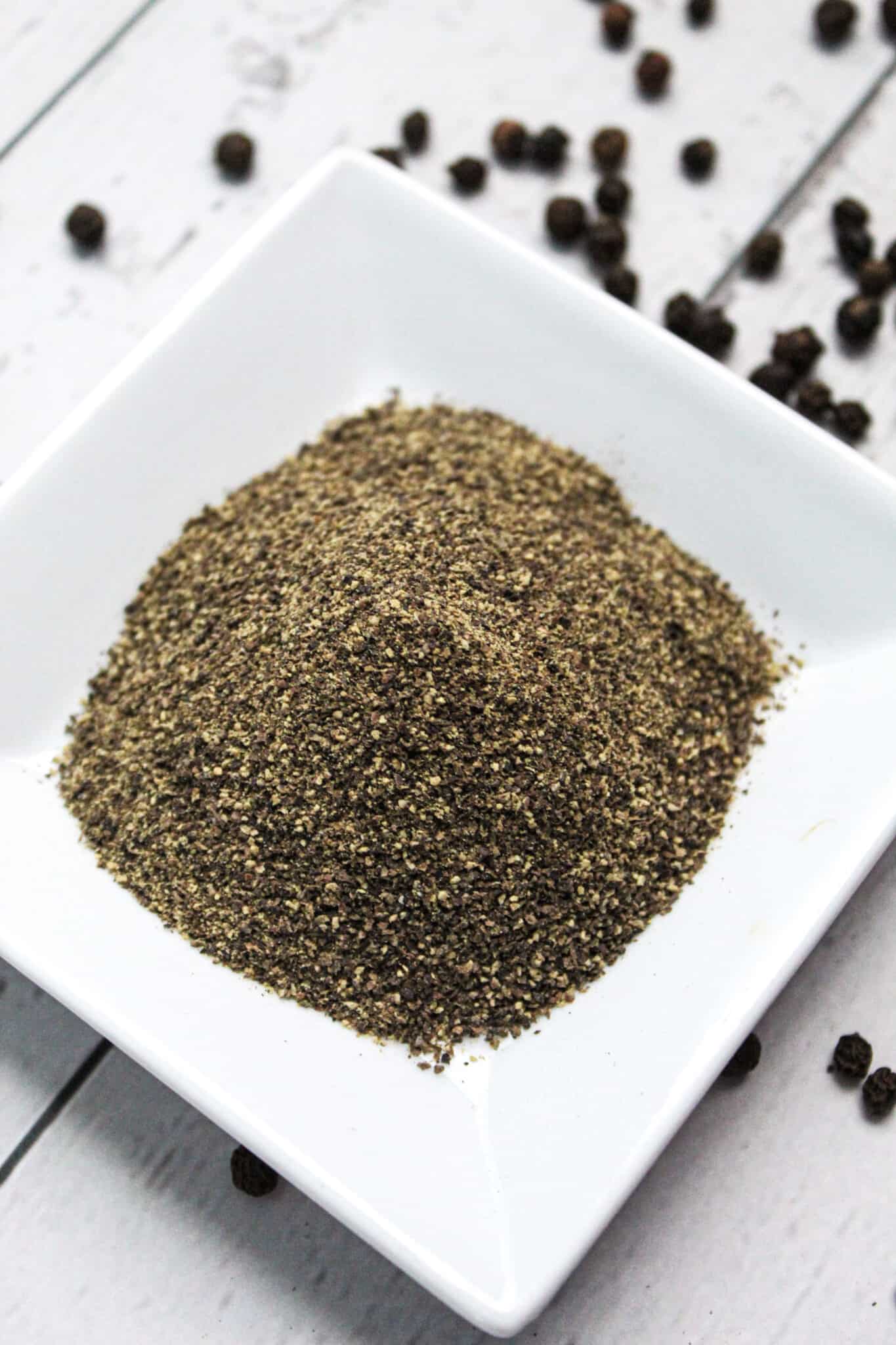 15 Little Known Ways To Substitute For Black Pepper Oh So Foodie   Black Pepper 1365x2048 