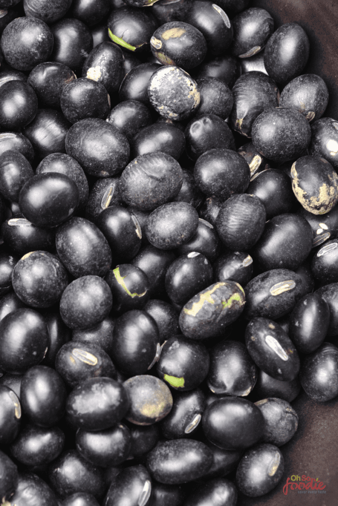 Black soya beans