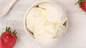 keto vanilla ice cream with heavy cream
