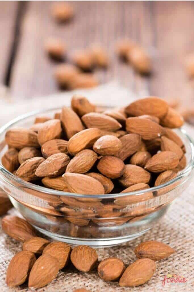 raw almonds