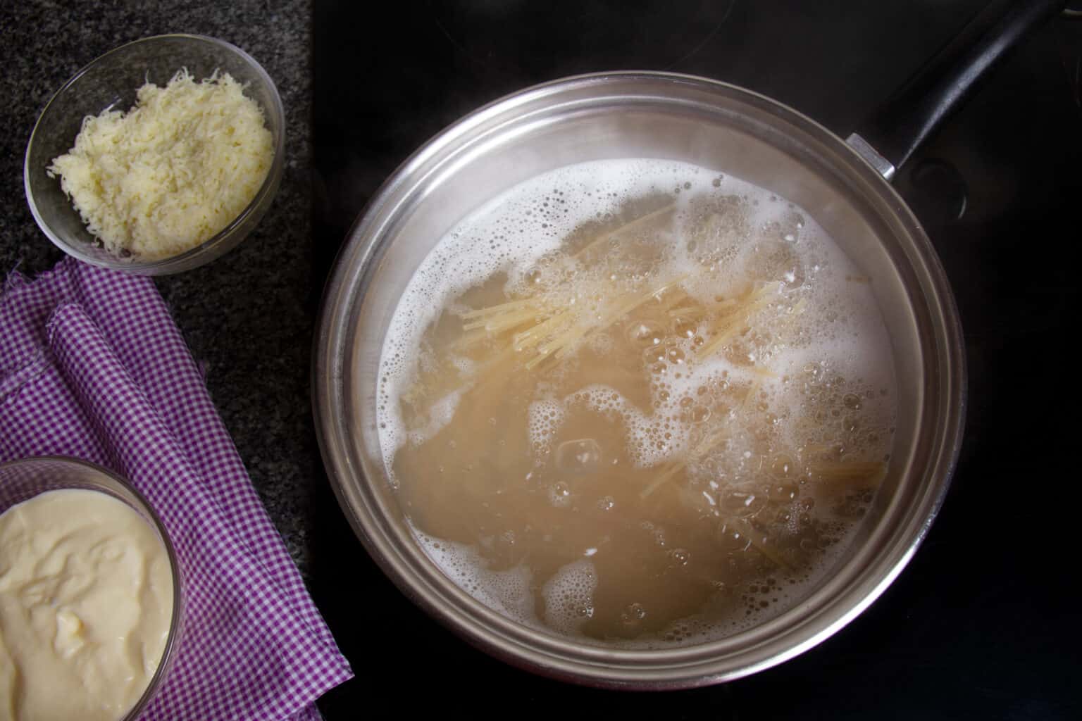 Creamy Pasta Sauce With Milk Oh So Foodie