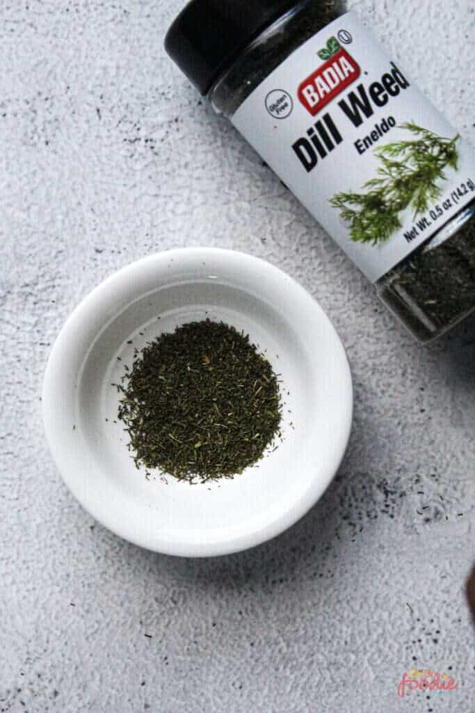 dried dill 