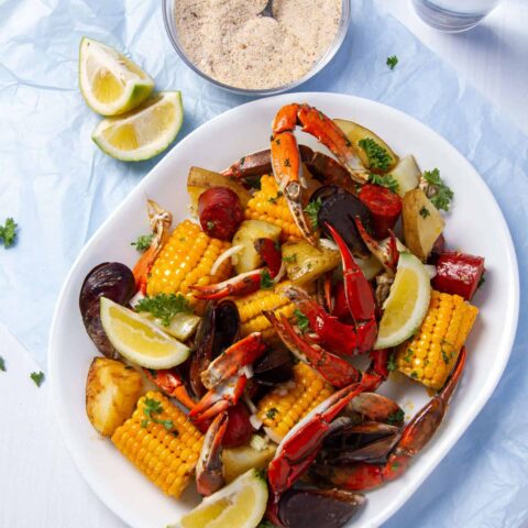The BEST Crab Boil Recipe (In 10 Simple Steps!) - Oh So Foodie