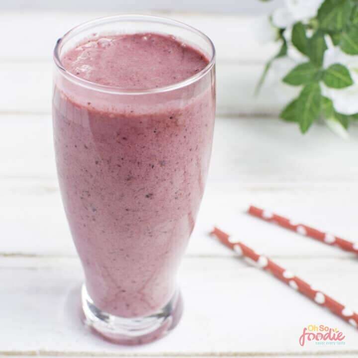 mixed berry smoothie with no yogurt