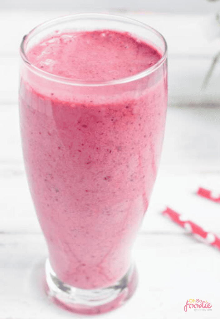 easy mixed berry smoothie without yogurt