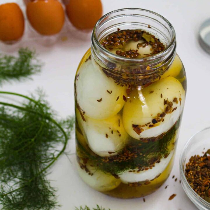 Pickled eggs recipe with pickling spice-2