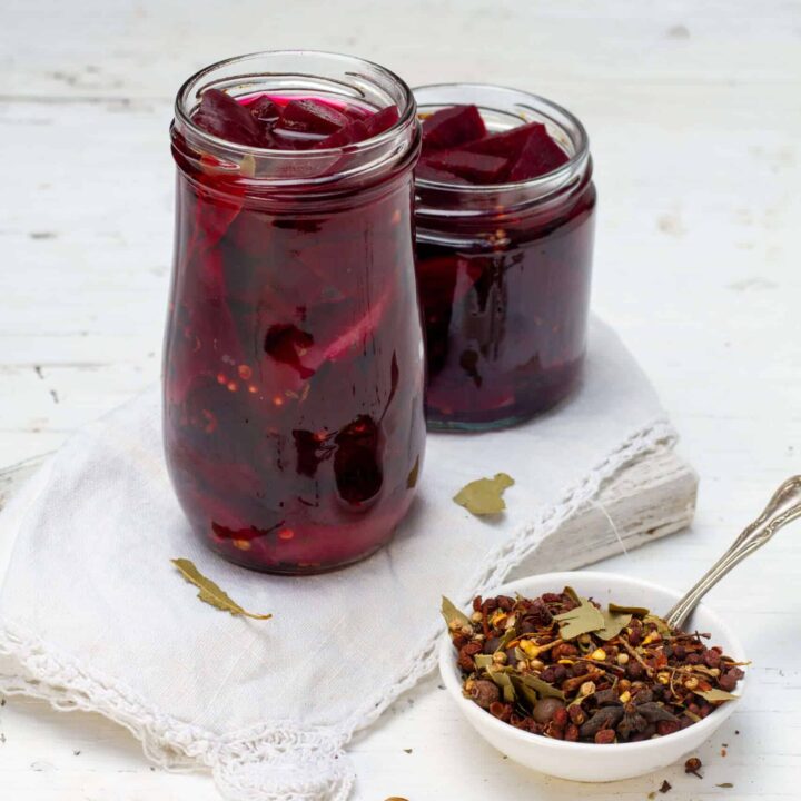 Pickled beets with pickling spice