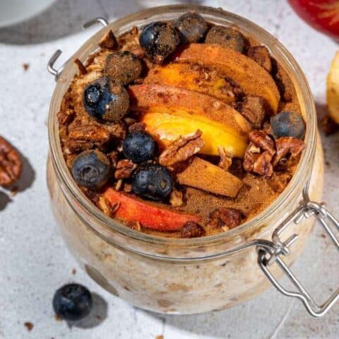 Apple pie overnight oatmeal