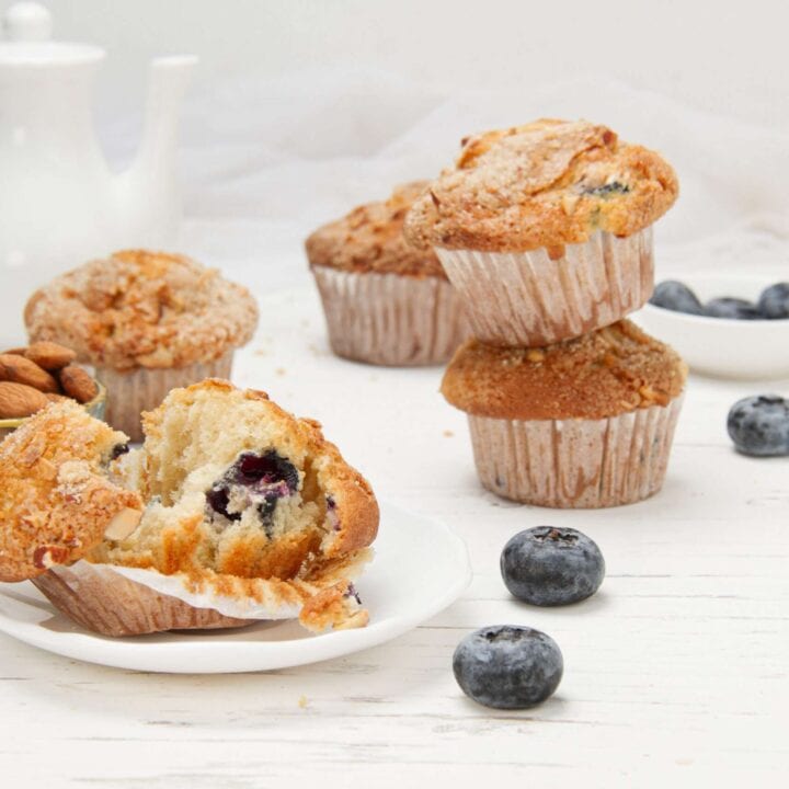 Blueberry muffins from scratch-02