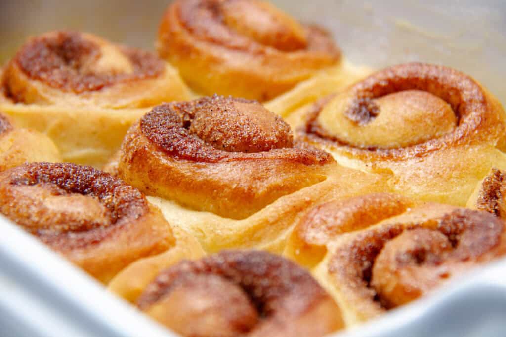 cinnamon rolls from scratch