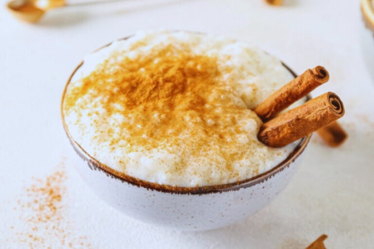 Creamy Cinnamon Rice Pudding Recipe - Oh So Foodie